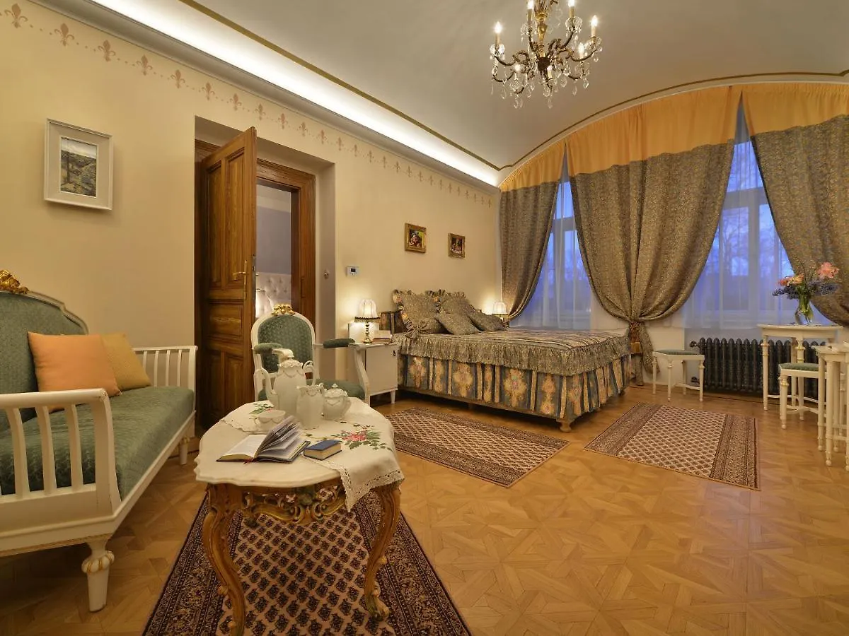 Unique Apartment In Praha Near River Vltava 0*, Prag