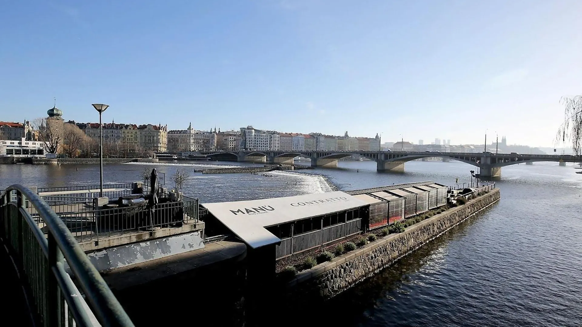 Unique Apartment In Praha Near River Vltava Česká republika